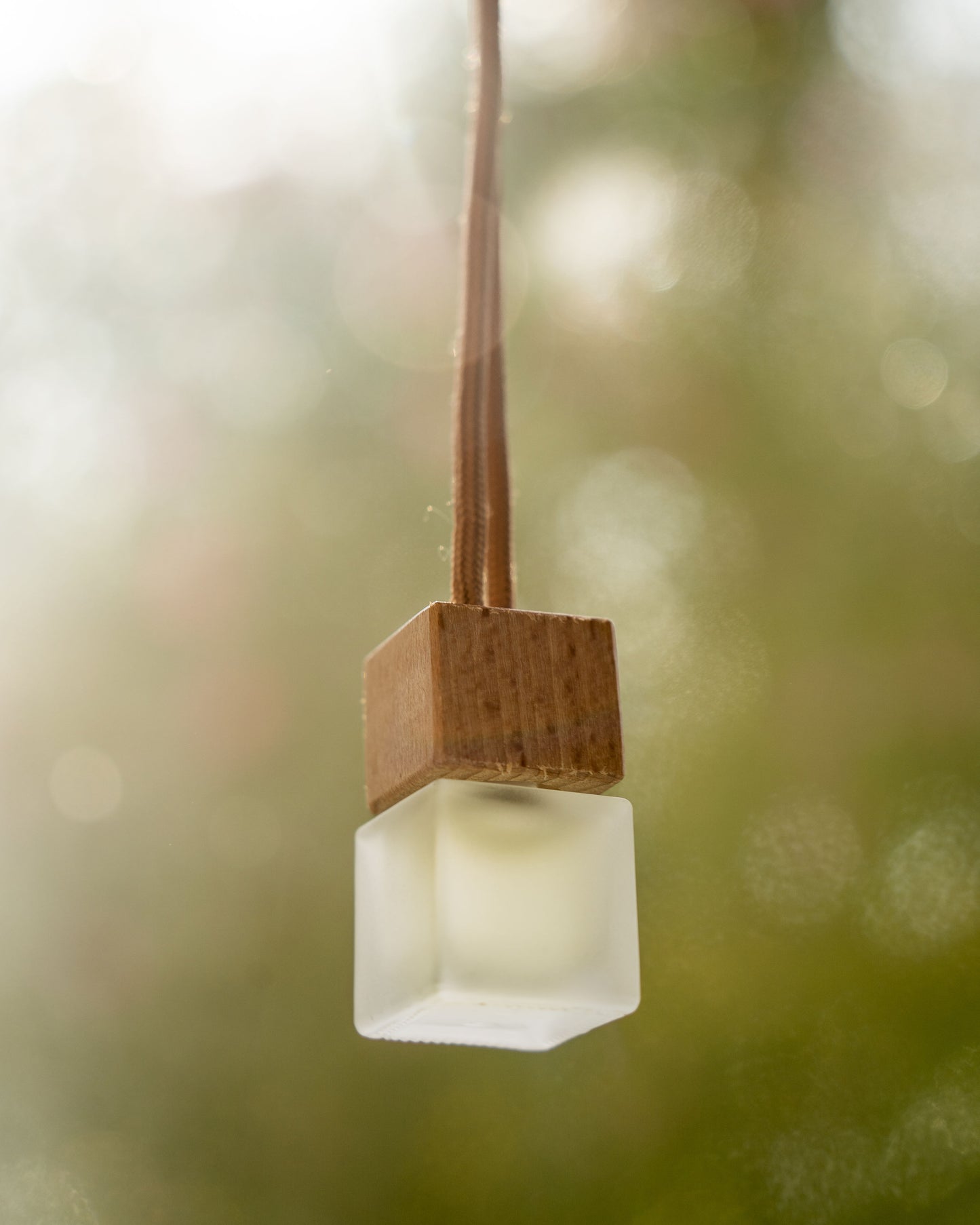 Cube Style Car Diffuser