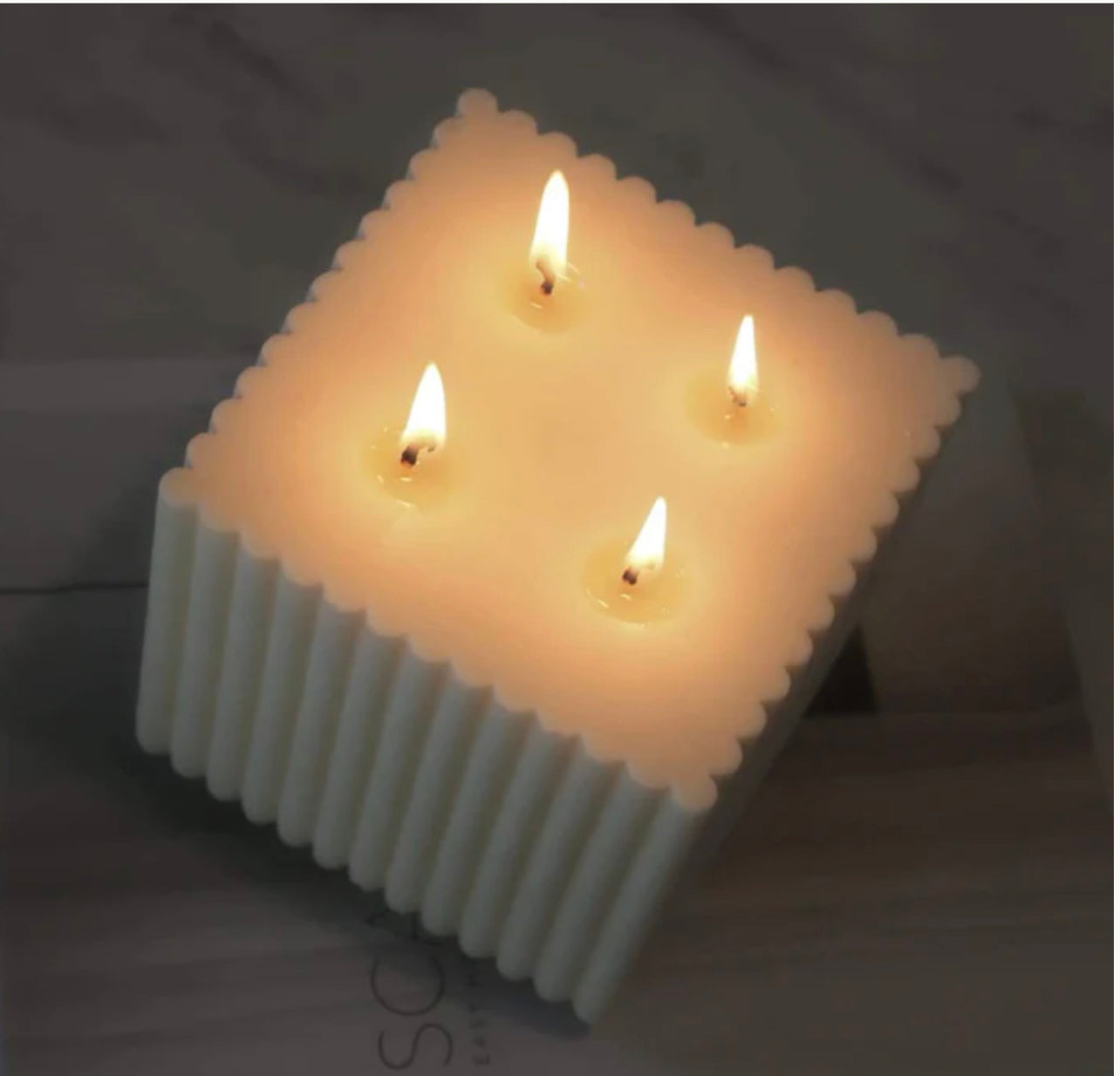 Bob Cube Candle